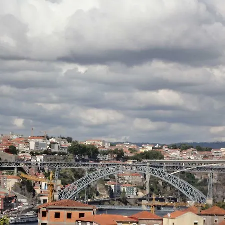 Porto Window *